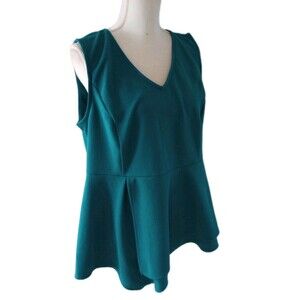 Lane Bryant Tank Top Shirt 18 20 Teal Green VNeck Asymmetric Hem 2X Textured